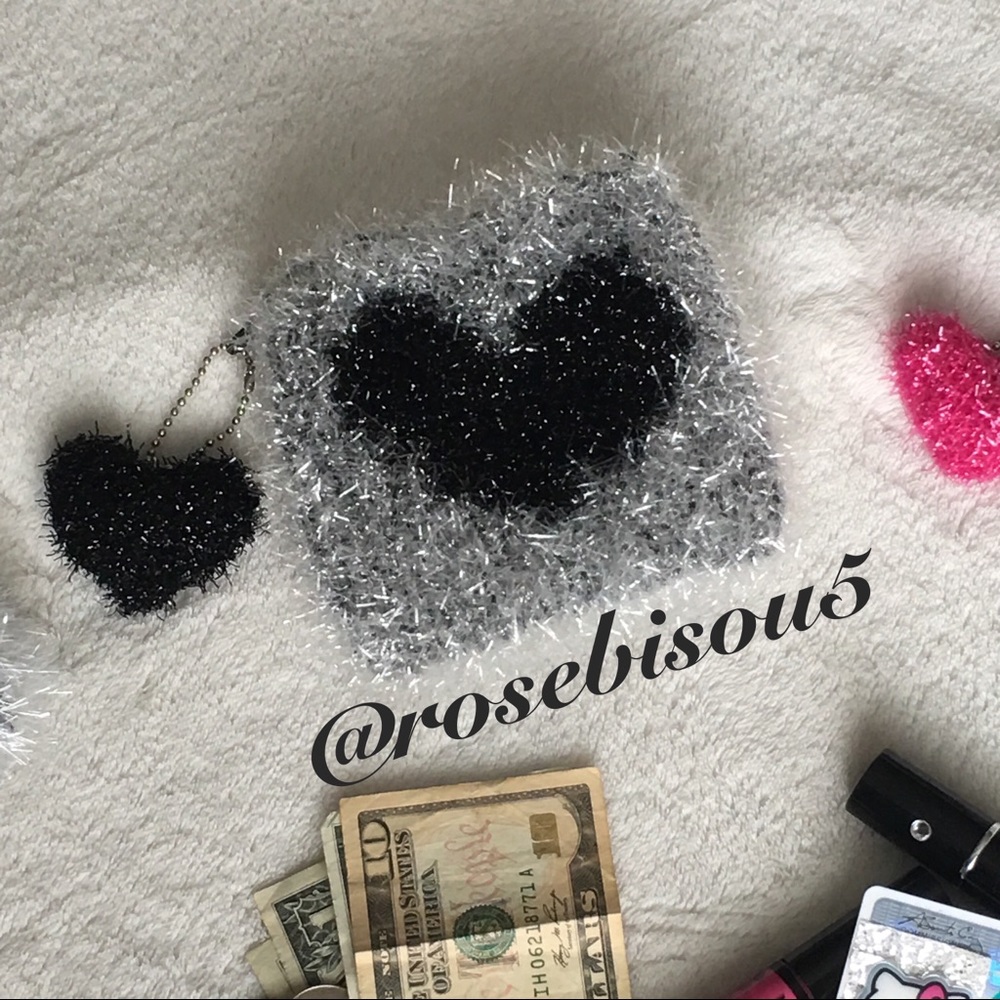 Heart Bag + Detachable Bag Charm!